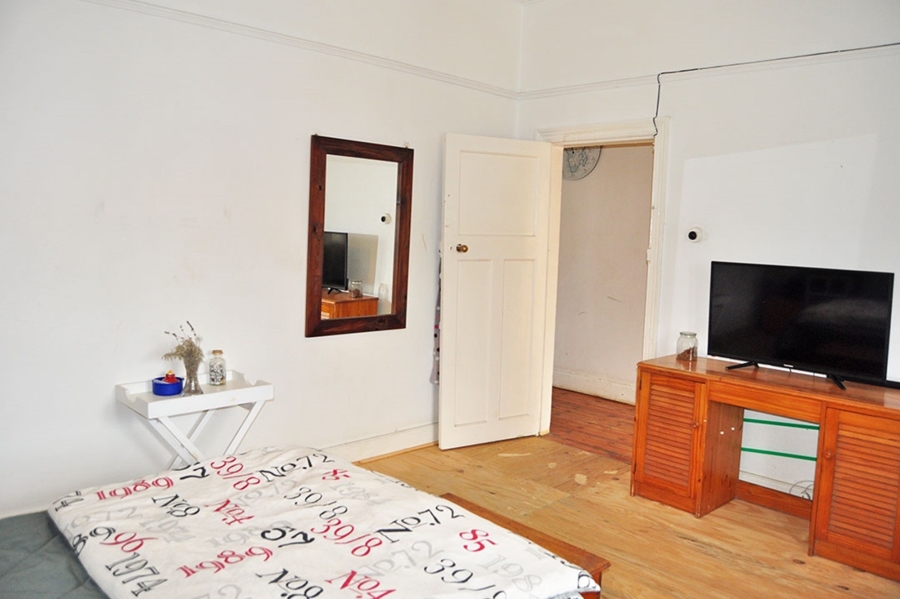 To Let 2 Bedroom Property for Rent in Woodstock Western Cape